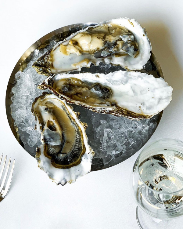 Где отметить 8 марта? Лучшие предложения отелей