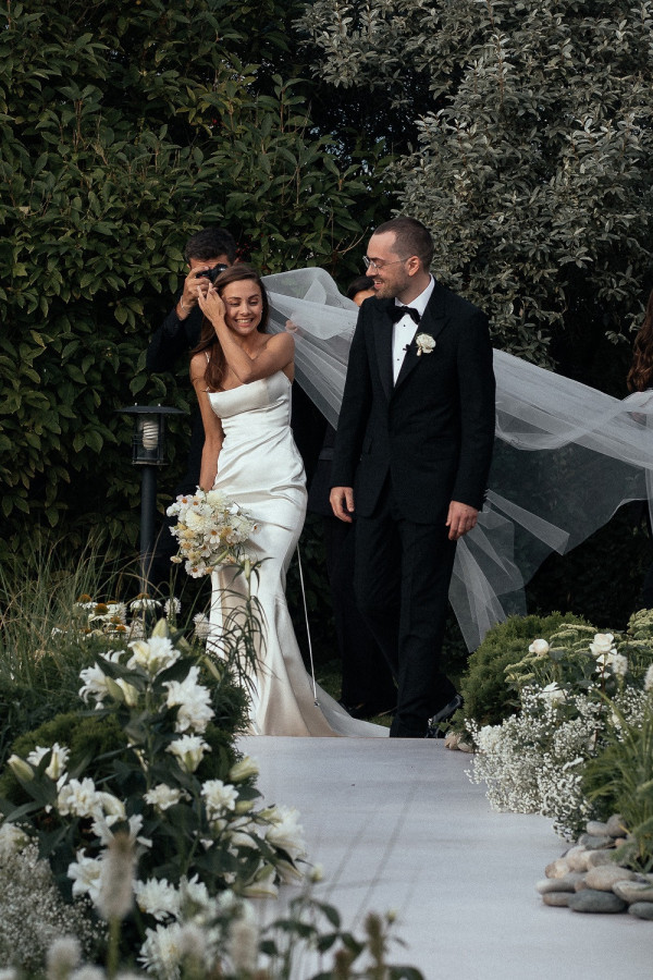 Безупречно стильная летняя свадьба