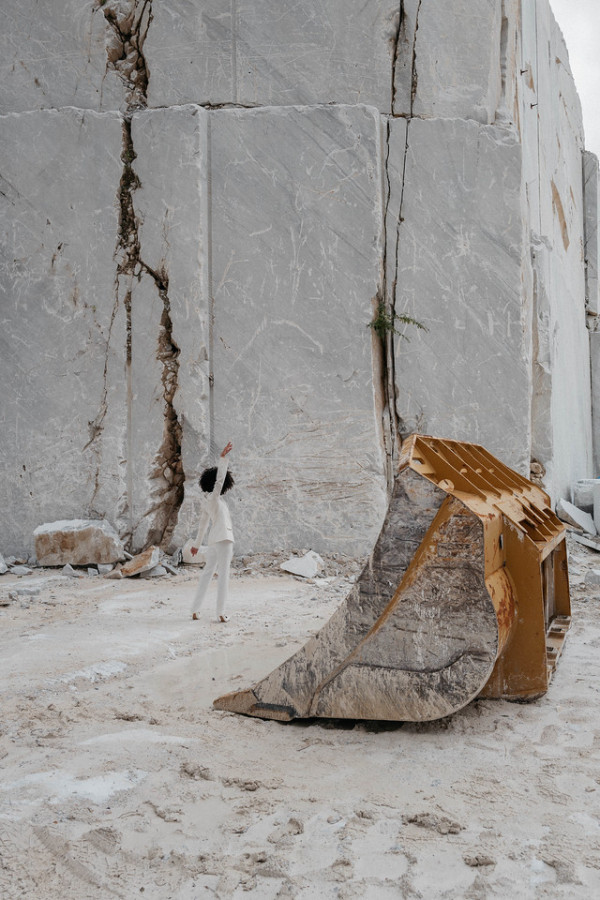 Любовь сквозь века: прошлое, настоящее, будущее и