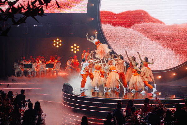 Свадьба с парящими птицами в Barvikha Concert