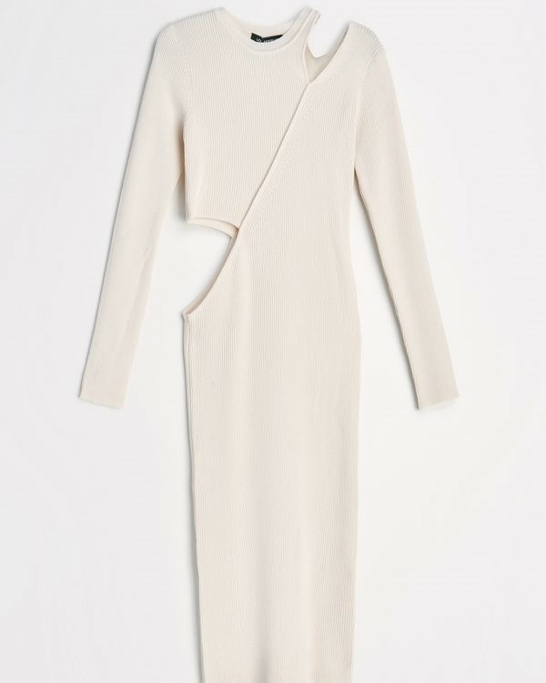 Платья с разрезами для регистрации