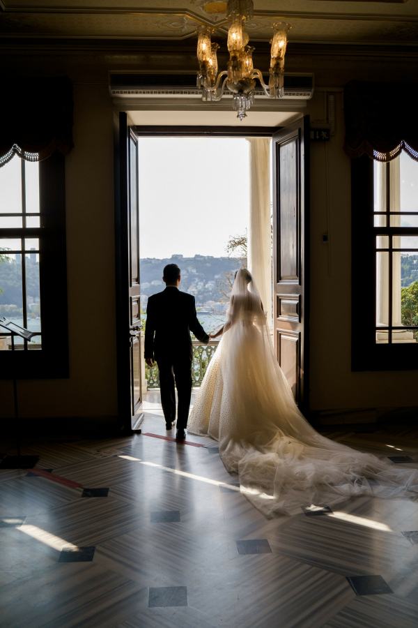 Свадьба с восточным характером у берегов Босфора