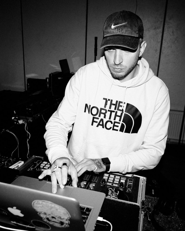 Диджей Сергей Лосев о новом музыкальном шоу,