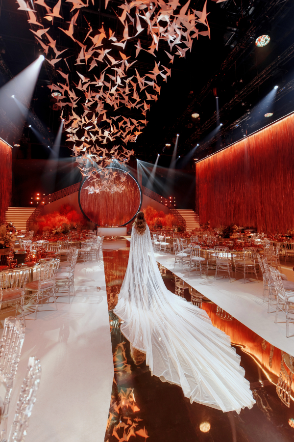 Свадьба с парящими птицами в Barvikha Concert