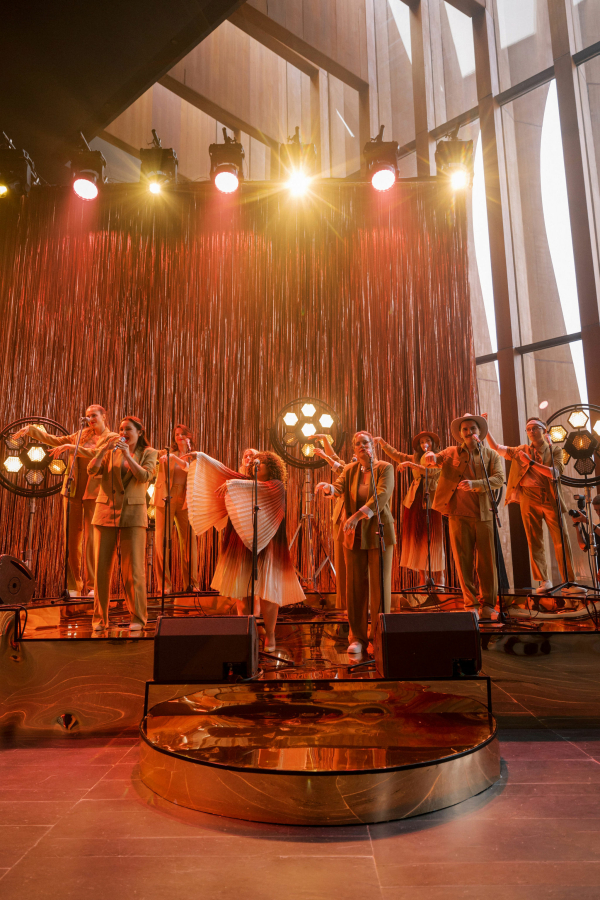 Свадьба с парящими птицами в Barvikha Concert