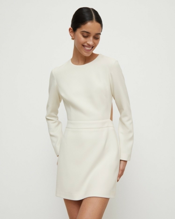 Платья с разрезами для регистрации