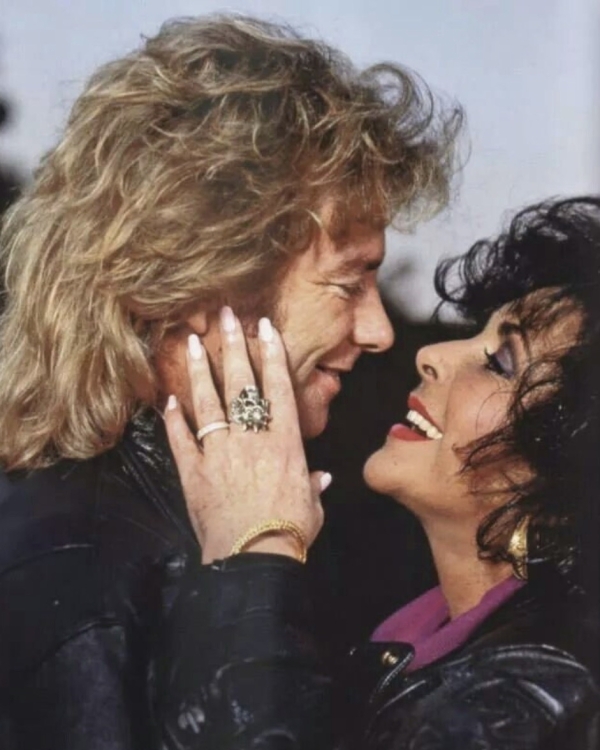 10 помолвочных колец Элизабет Тейлор