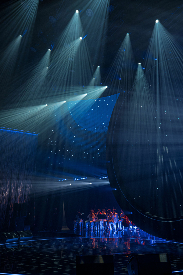 Свадьба с парящими птицами в Barvikha Concert