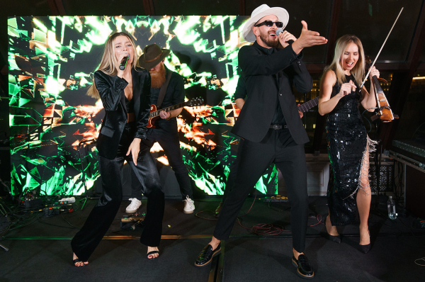 Свадебный день с четырьмя локациями от агентства