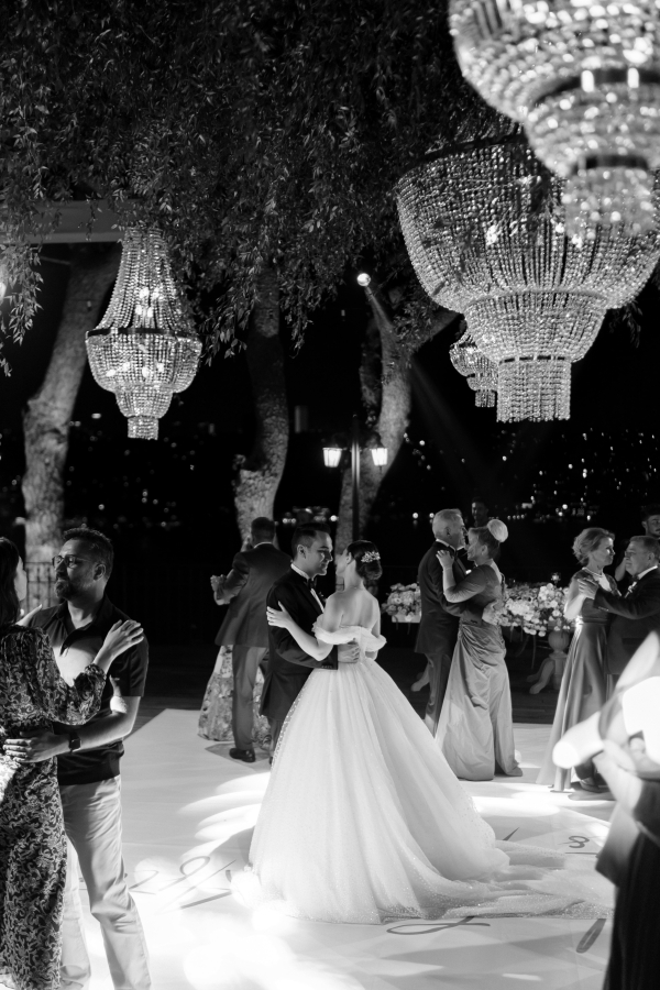 Свадьба с восточным характером у берегов Босфора