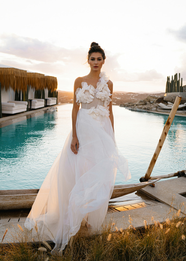 Модная свадебная съемка на Миконосе от Kiss