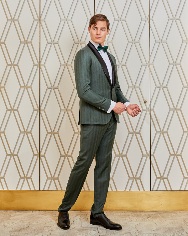 Какой костюм выбрать жениху летом 2022?