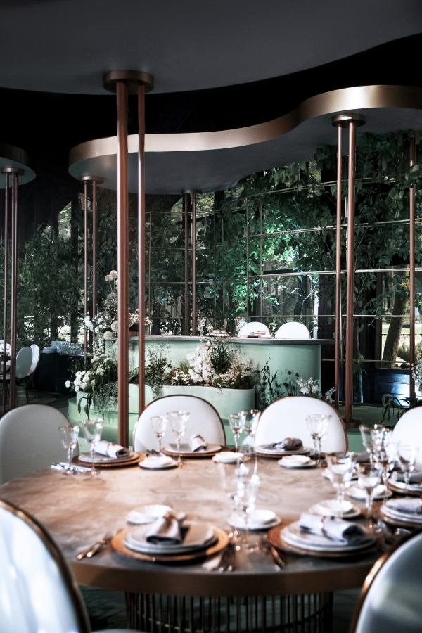 Неклассический свадебный проект на природе от WE