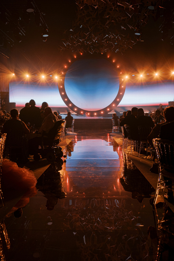 Свадьба с парящими птицами в Barvikha Concert