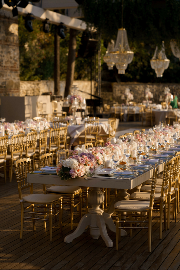 Свадьба с восточным характером у берегов Босфора