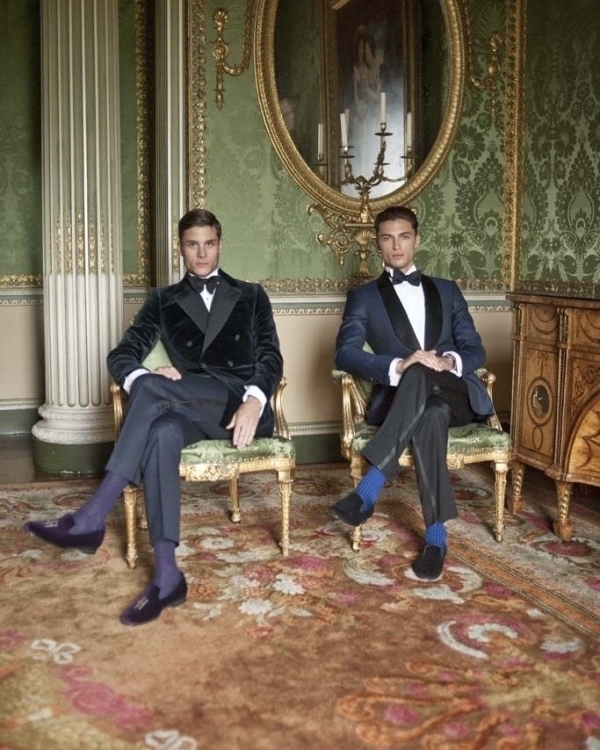 Какой костюм выбрать жениху летом 2022?