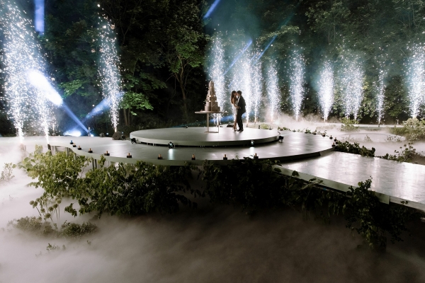 Неклассический свадебный проект на природе от WE