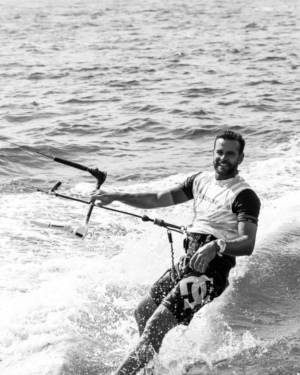 Ведущие Дмитрий Кохно