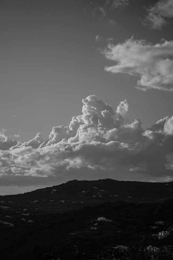 Модная свадебная съемка на Миконосе от Kiss