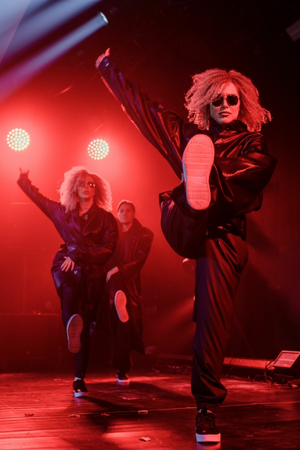 Неклассический свадебный проект на природе от WE