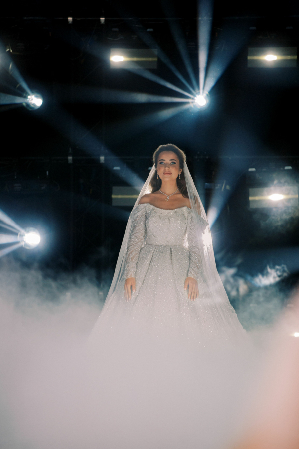 Свадьба с парящими птицами в Barvikha Concert