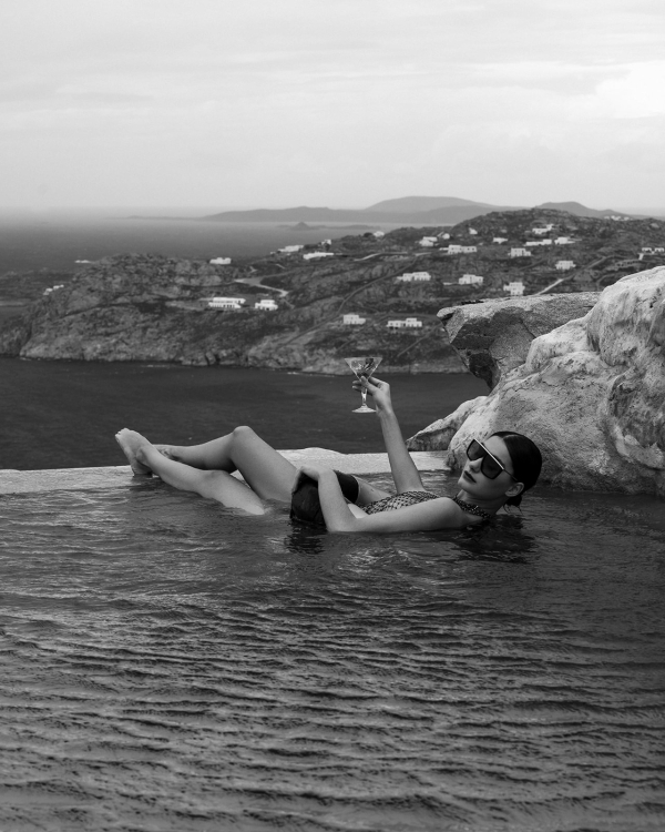 Модная свадебная съемка на Миконосе от Kiss