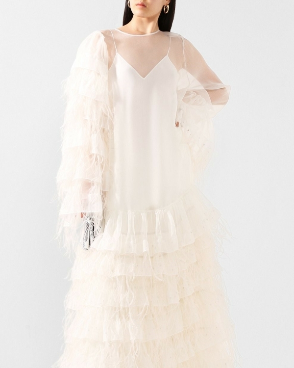 «Голые» свадебные платья — самый дерзкий тренд