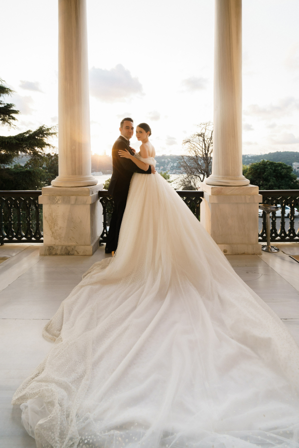 Свадьба с восточным характером у берегов Босфора