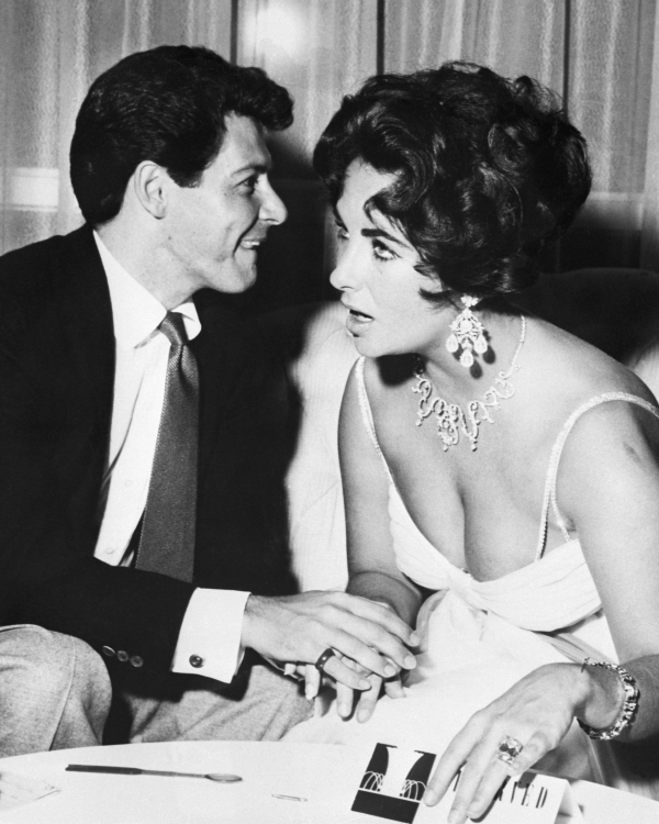 10 помолвочных колец Элизабет Тейлор