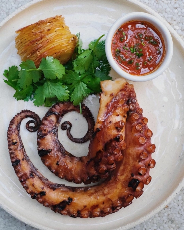 10 секретных ресторанов Москвы для уютного ужина