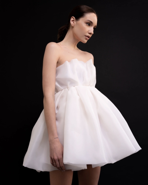 Подборка недели: платья мини для невест