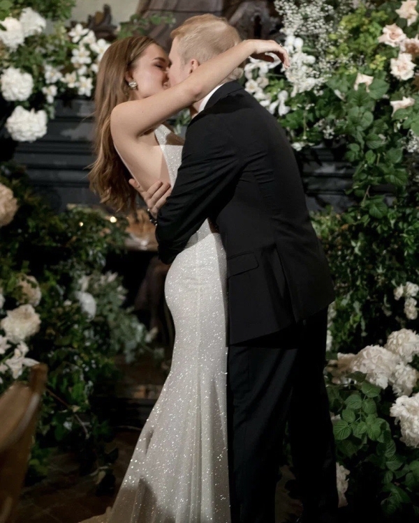 Как необычно провести свадебную церемонию без ведущего