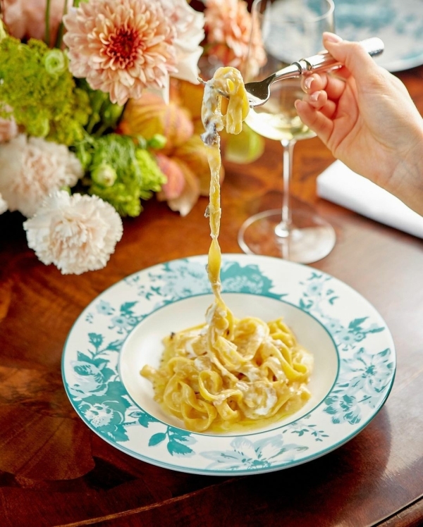 Свидание в Петербурге: 5 лучших ресторанов с