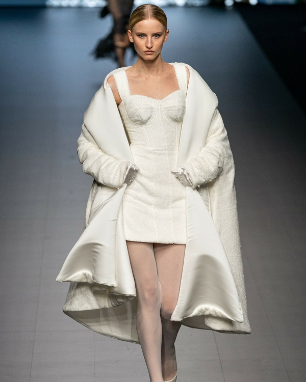 Идеи образов для невест с весенних показов