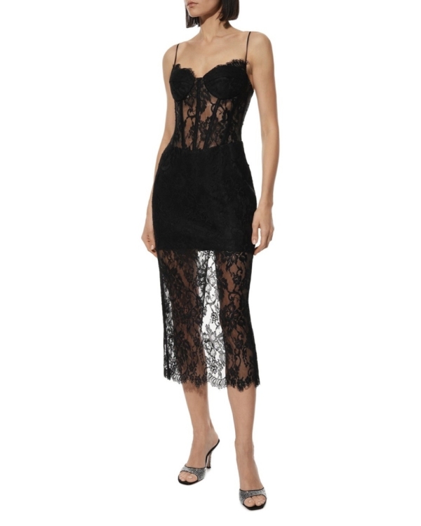 Где найти платье на 8 Марта, если