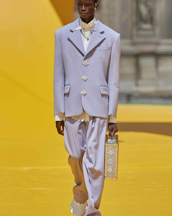 Идеи образов для женихов из весенних коллекций