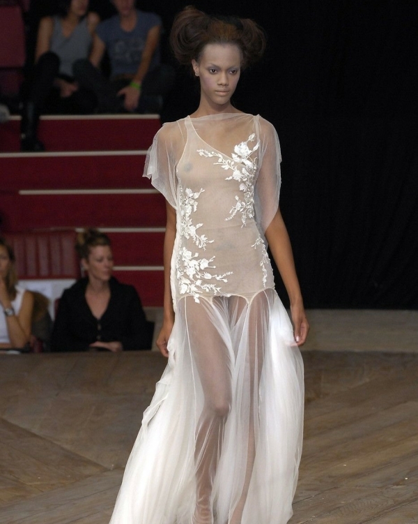 Свадебные платья Alexander McQueen — вдохновение вне