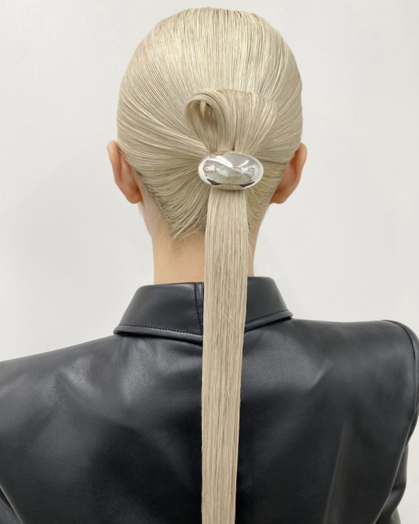 Идеи причесок с собранными волосами на свадьбу