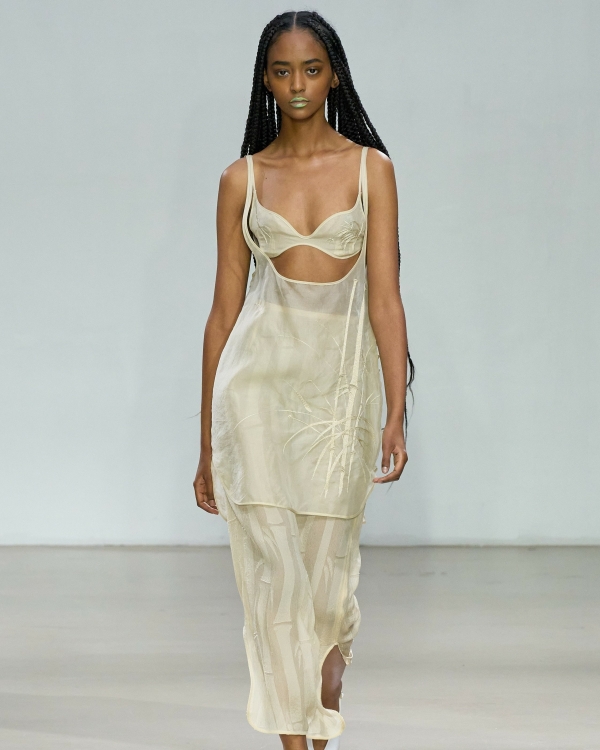 Идеи образов для невест с весенних показов