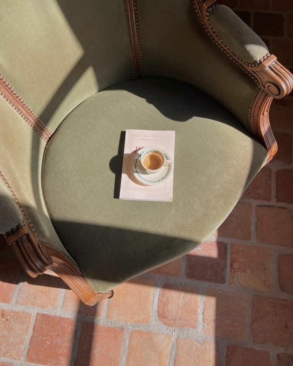 11 книг про отношения, которые стоит прочитать