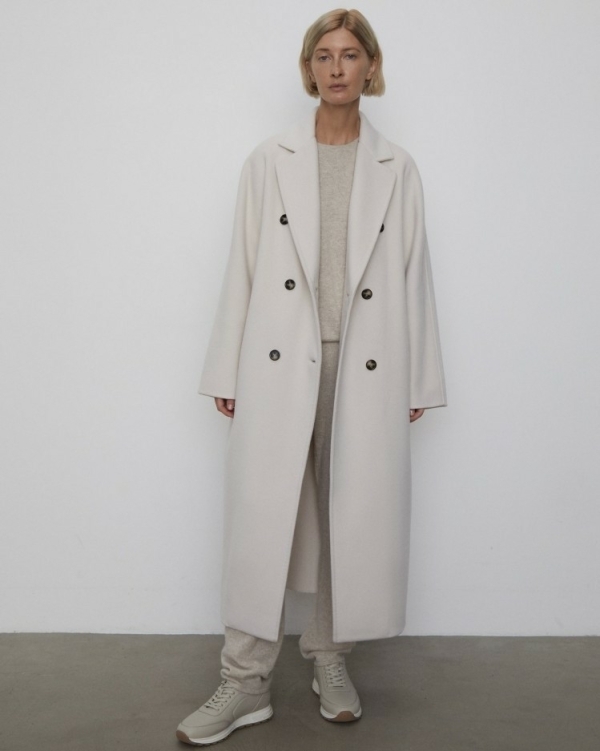 Верхняя одежда для невесты этой весной