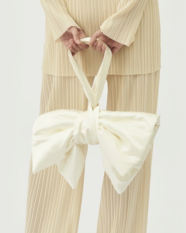 Аксессуары на свадьбу для поклонниц минимализма