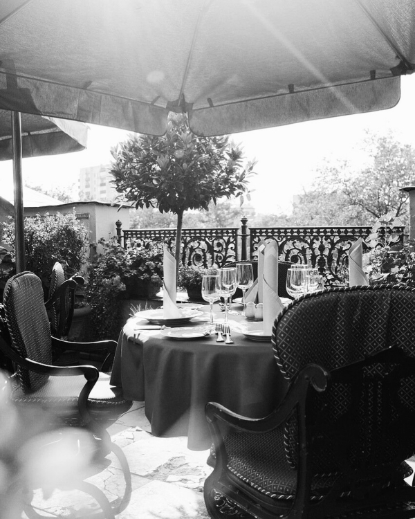 10 секретных ресторанов Москвы для уютного ужина