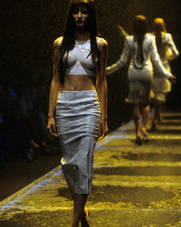 Свадебные платья Alexander McQueen — вдохновение вне