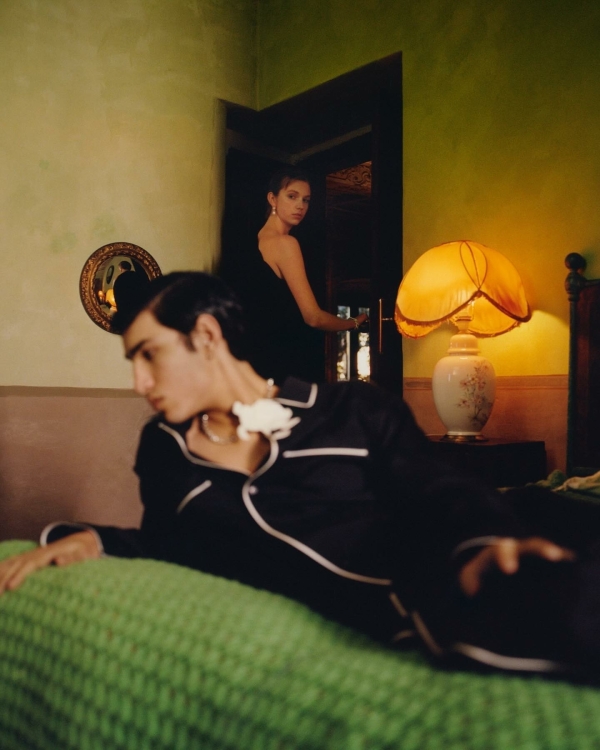 7 подкастов, которые помогут справиться с тревогой