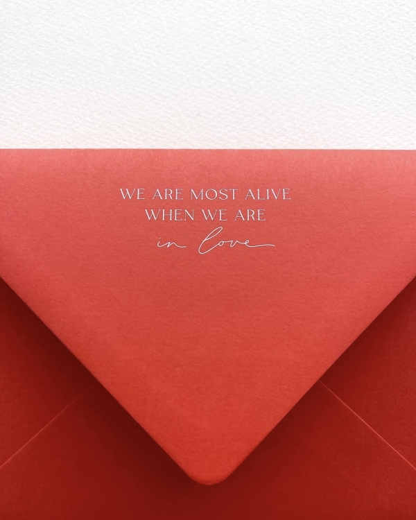 Глубокая печать, ткани и наивные рисунки. Показываем