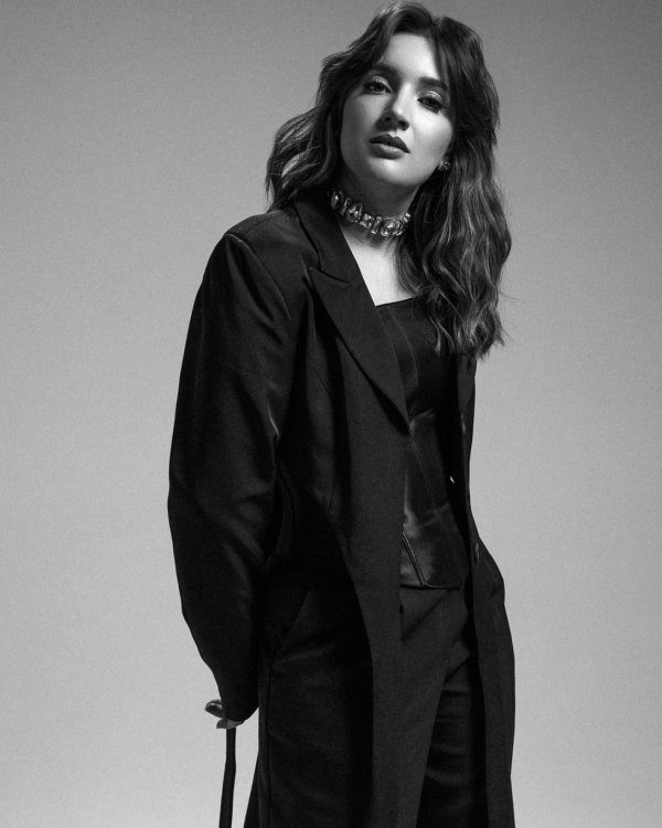 10 неклассических бьюти-образов невесты от стилиста Анастасии