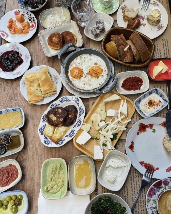 Майские 2024: куда поехать погулять?