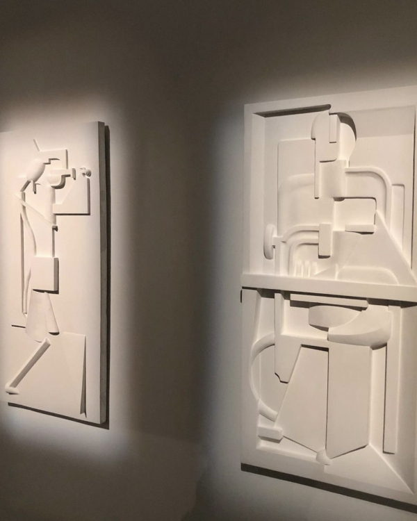 Весенний флер на «Усачевском», предпремьерный показ «Фрау»