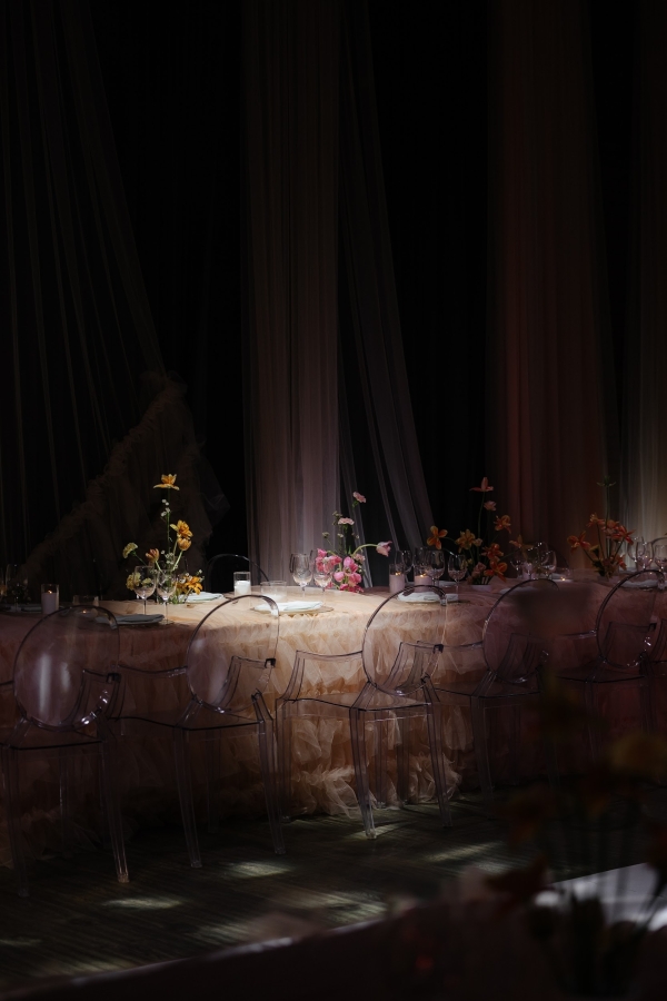 Рюши, сочная флористика и настоящая весна на